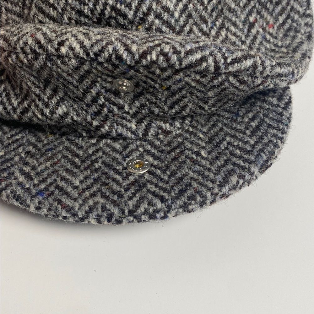 Hanna Hats Classic Gray Herringbone Flat Cap - Made in Ireland - Picture 5 of 9